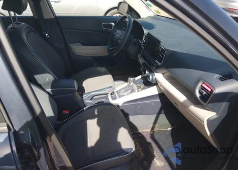 2020 Hyundai Venue Denim z USA, uszkodzony, nr VIN KMHRC8A31LU021924